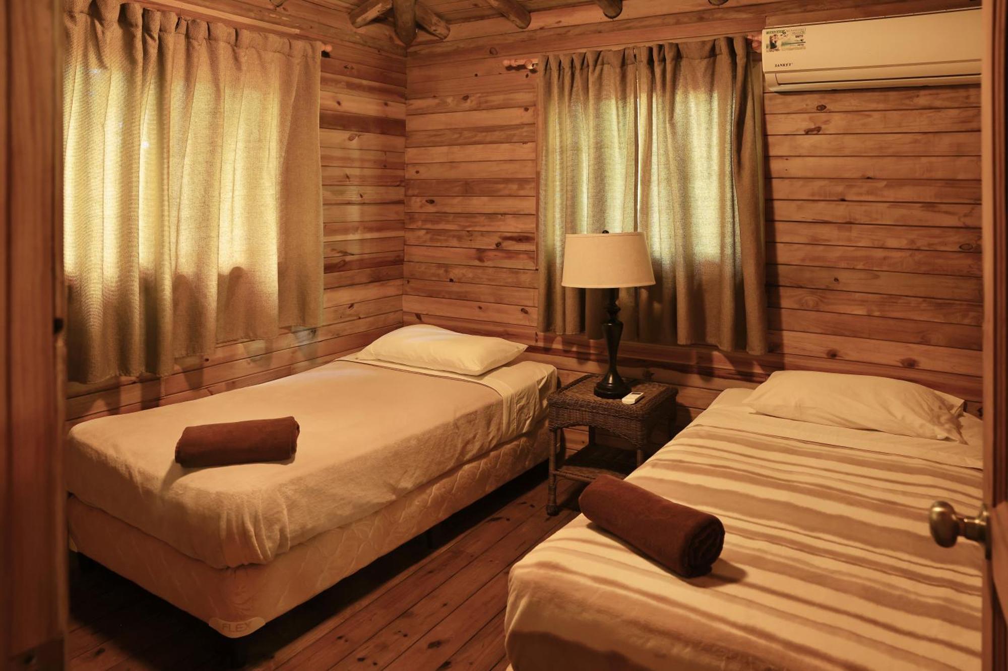 Hotel Oasis & Surf Camp Santa Catalina Ngoại thất bức ảnh