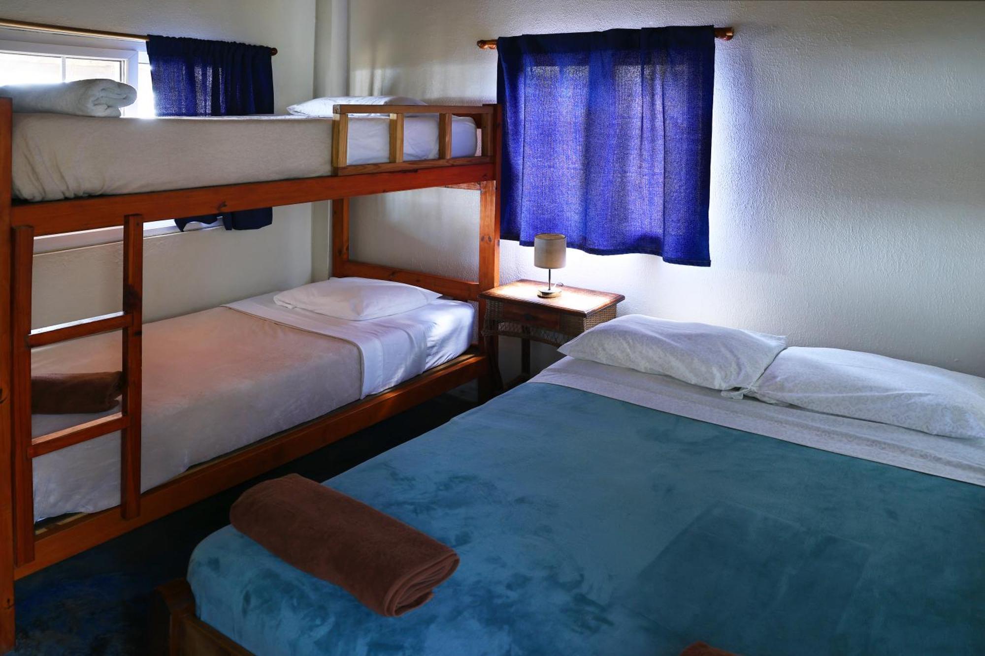 Hotel Oasis & Surf Camp Santa Catalina Ngoại thất bức ảnh