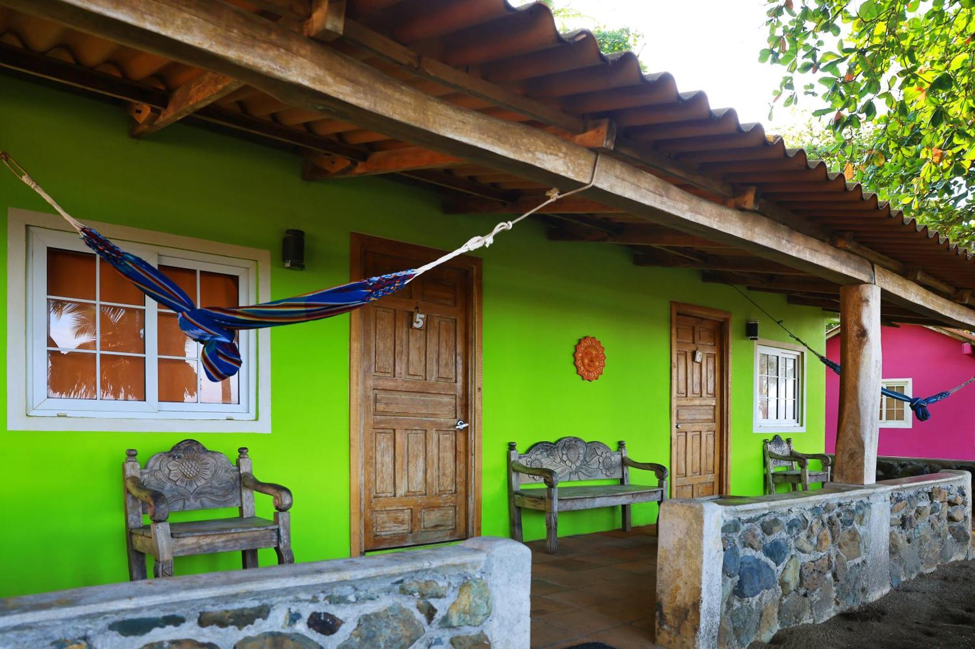 Hotel Oasis & Surf Camp Santa Catalina Ngoại thất bức ảnh