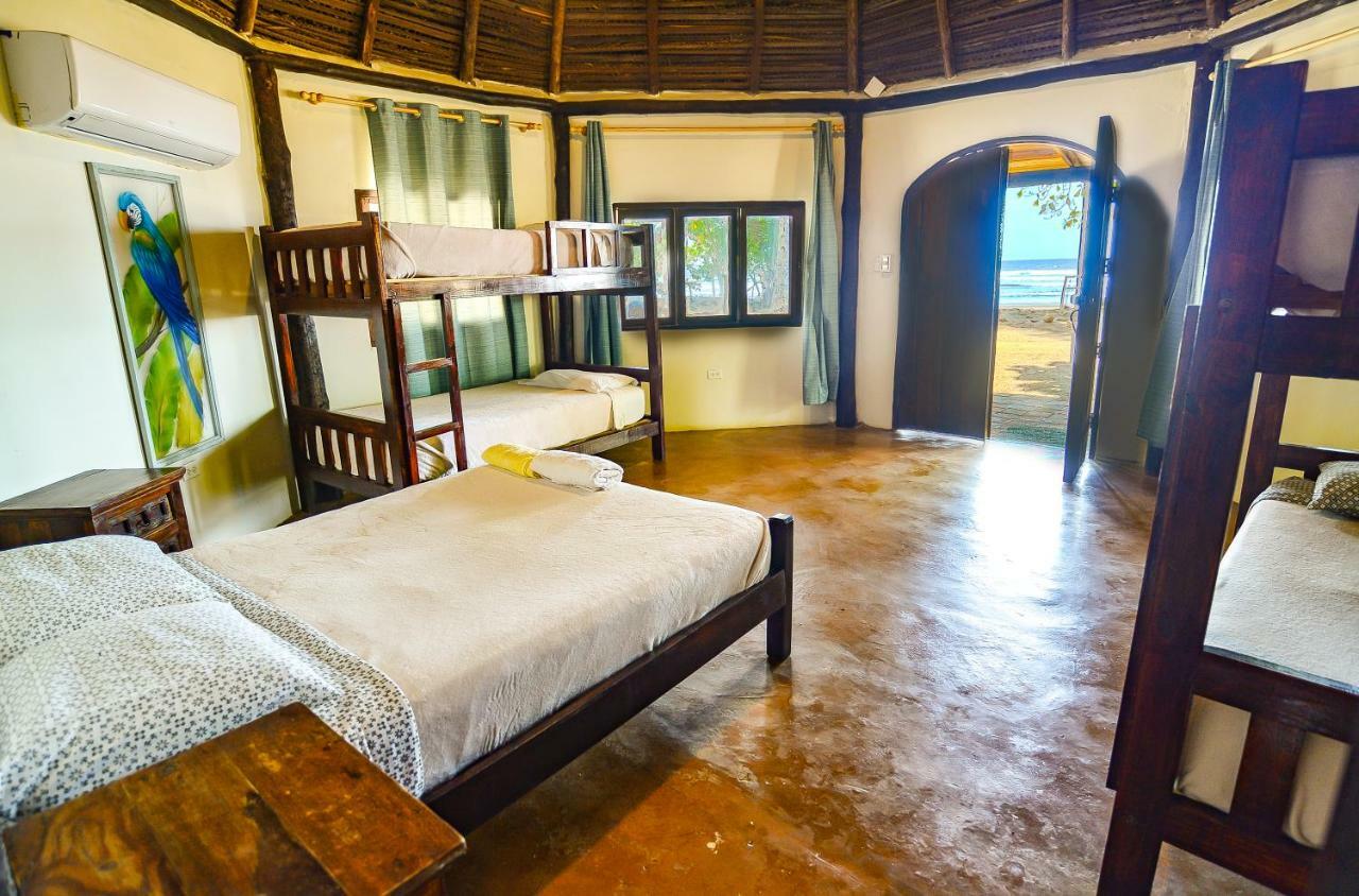 Hotel Oasis & Surf Camp Santa Catalina Ngoại thất bức ảnh